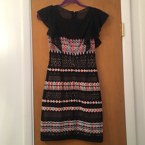 BCBG Black Roxine  Flutter Sleeve Derby Dress NWT - Picture 3 of 4